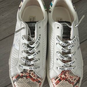 Women’s vintage Havana sneakers size 8